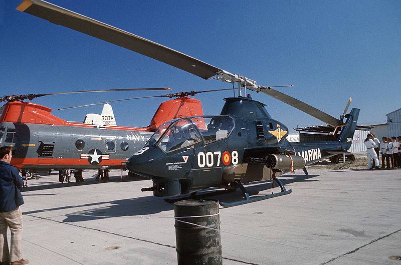 File:Spanish AH-1G Cobra at NAS Rota in 1975.JPEG