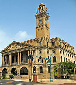 Stark County Courthouse (Canton, OH) edit.JPG