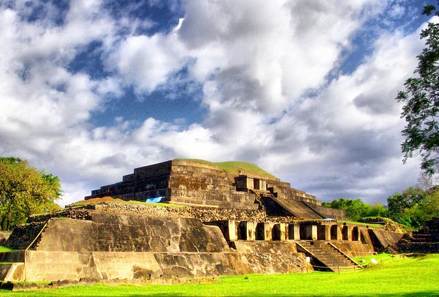 Tazumal (built between AD 250–1200), Maya site in Santa Ana Department.