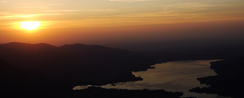 File:Tegernsee Evening.JPG