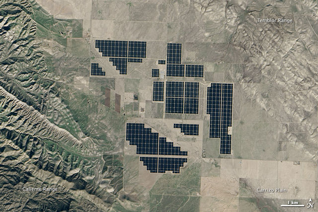 The Topaz Solar Farm employs 9 million CdTe-modules. It was the world's largest PV power station in 2014.