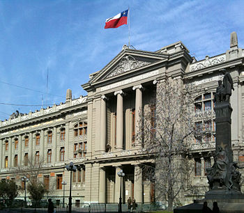 Justice Courts Palace (Palacio de los Tribunales de Justicia) in Santiago. Tribjusticiacl.jpg