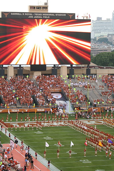 File:UT football entry 2008-08-30.jpg