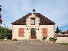 Ang Town Hall sa Vilier-Louis