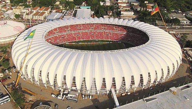 Copa do Mundo 2014 - Chuva de água à noite e de gols à tarde