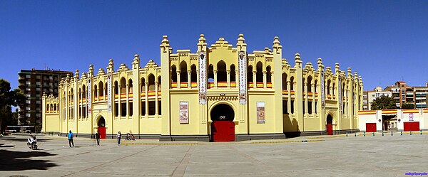 Image: Vista panorámica sureste de la plaza de toros de Albacete