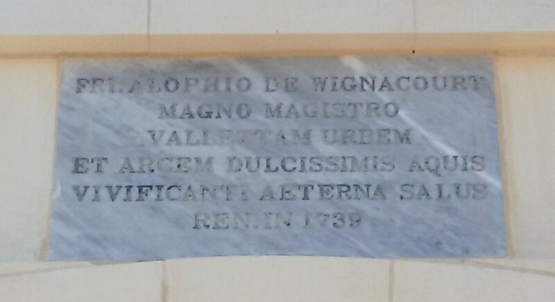 File:Wignacourt Arch plaque 2016-02-21.jpg