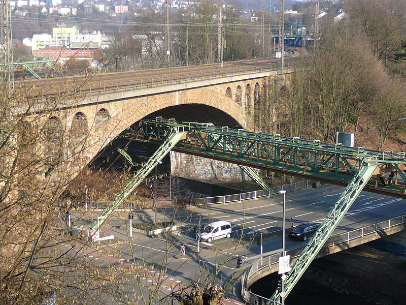 File:Wuppertal Kirchhofstr 0031.jpg