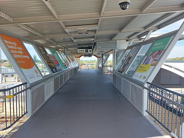 Victoria Park station footbridge