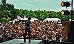 Thumbnail for File:Yasir Akhtar singing LIVE in a concert in Birmingham.jpg