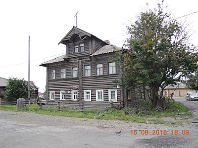 Улица Комсомольская, дом 7 (постройки 1918 года)