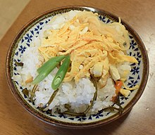 鳴門うどん もり・ちらし寿司