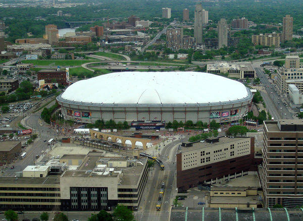 Hubert H. Humphrey Metrodome in May 2007