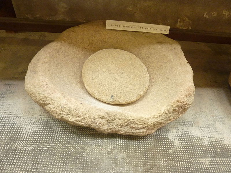 File:156 Musée préhistoire Penmarc'h.JPG