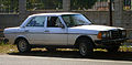 1983 Mercedes-Benz E-Class saloon (W123, 200E) in Ipoh, Malaysia (01).jpg