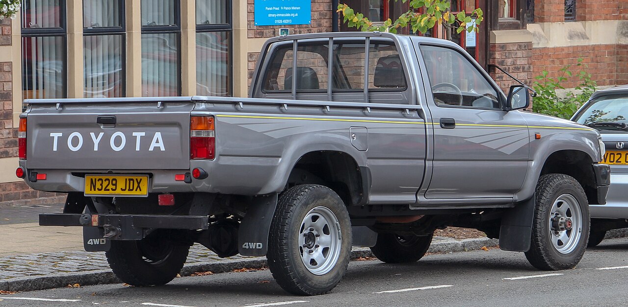 Image of 1995 Toyota HiLux 4X4 Diesel 2.5 Rear