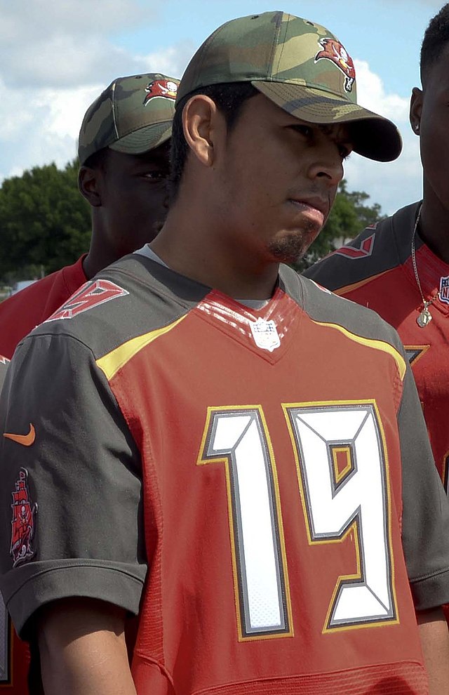 Roberto Aguayo - Wikipedia