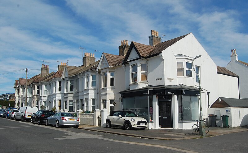 File:61–77 Rutland Road, Poets' Corner, Hove (March 2020).JPG