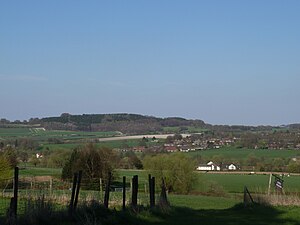 Utsikt fra sørvest mot Holset over Vaals (begge i Nederland) til Schneeberg
