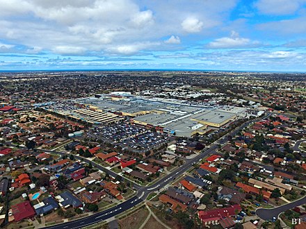 famous footwear werribee plaza