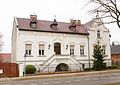 Denkmalgeschütztes Wohnhaus mit Einfriedung, 1902 von Rudolph Bach, Alt-Blankenburg 31/33 This is a picture of the Berliner Kulturdenkmal (cultural monument) with the ID 09040417 (Wikidata)