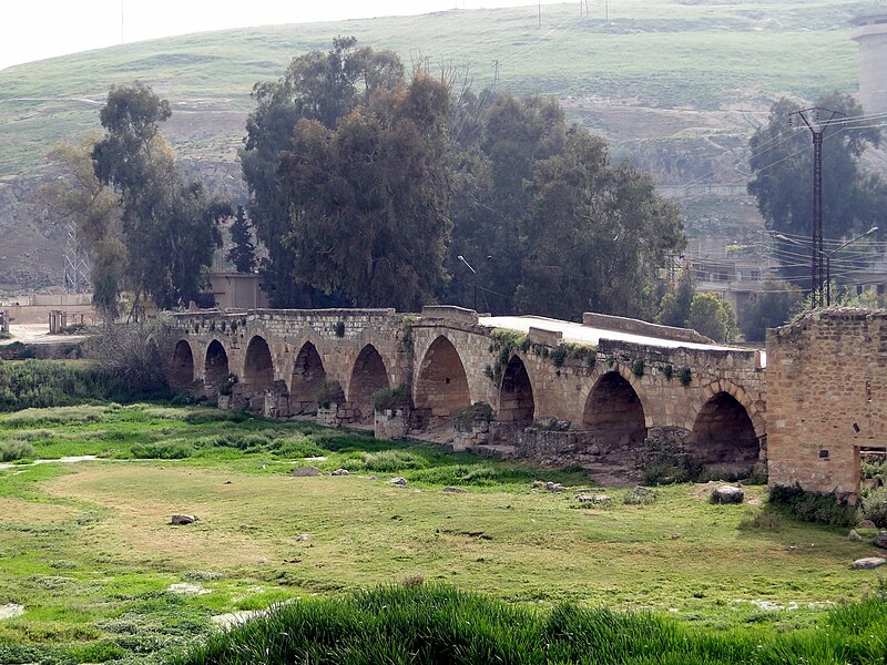 File:Ancient Roman bridge in Maharda.jpg