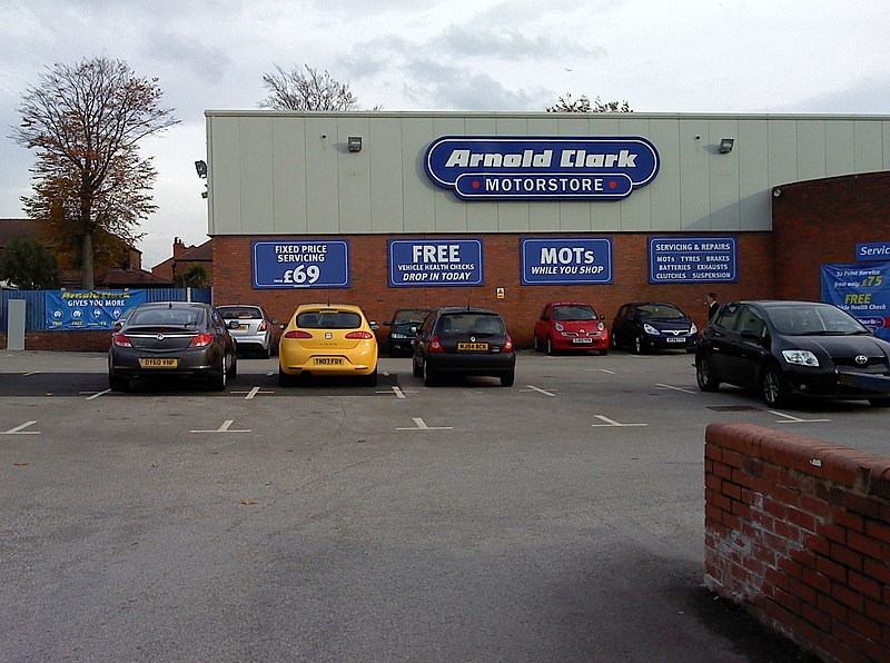 File:Arnold Clark Car Dealership, Leyland - geograph.org.uk - 2135521.jpg