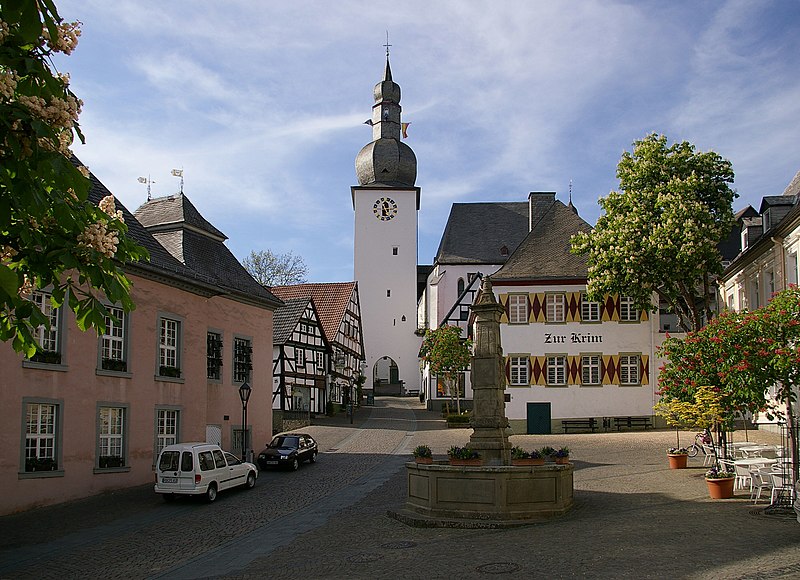 File:Arnsberg Alter Markt IMGP6807.jpg