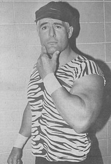 <span class="mw-page-title-main">Austin Idol</span> American professional wrestler