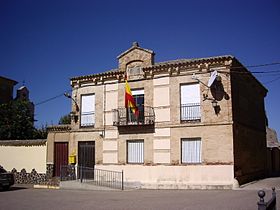 Ayuntamiento-Villacarralon.jpg