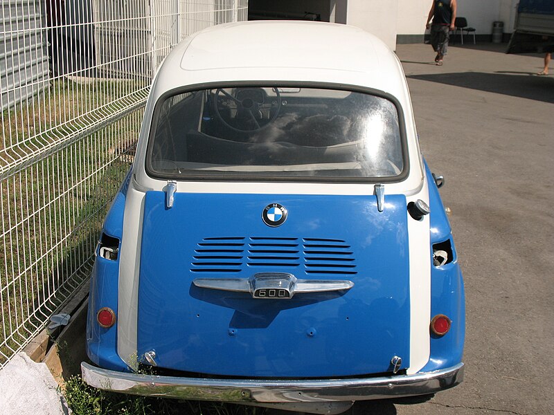 File:BMW 600 back sunny.JPG