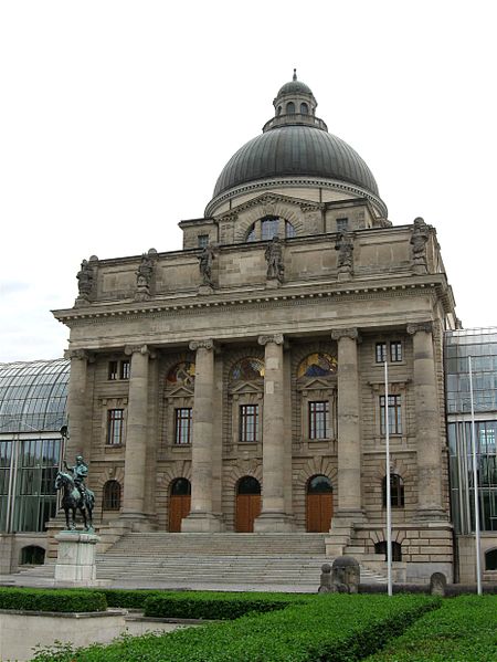 File:Bayerische Staatskanzlei Muenchen-6.jpg