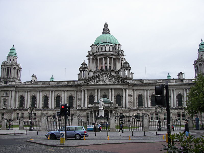 File:Belfast City Hall 2007.jpg