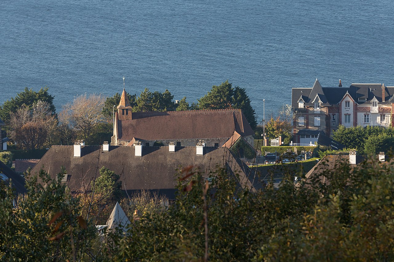 Benerville-sur-Mer - Vue du mont Canisy 01.jpg