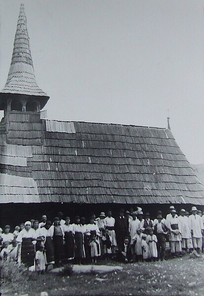 File:Biserica de lemn din Borleasa.jpg