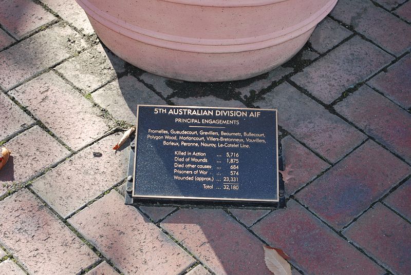 File:Bright War Memorial Plaque 001.JPG