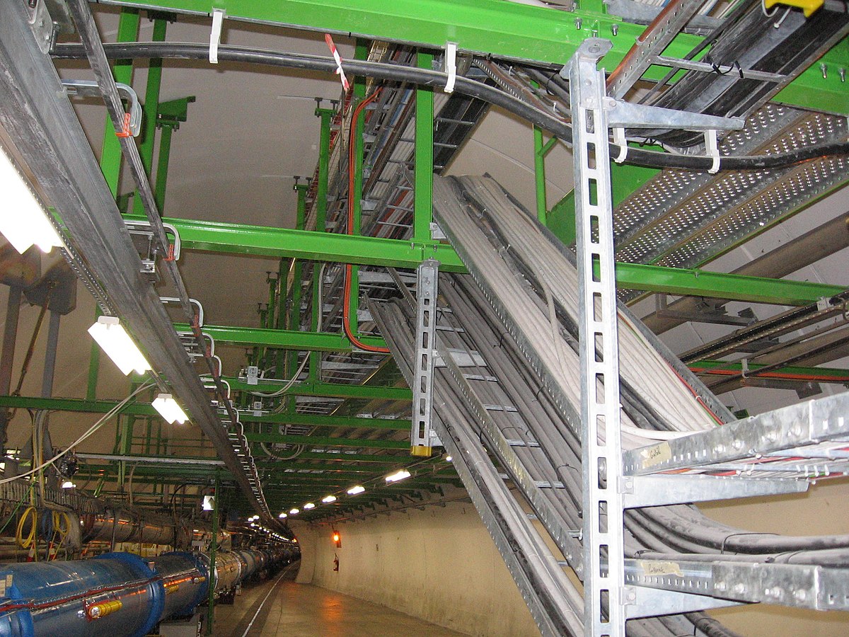 Exposed Ducting And Cable Trays Cable Tray Duct Work Track Lighting