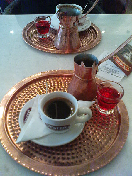 File:Cafe grec i licor de roses.JPG
