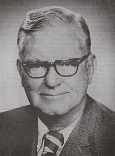 <span class="mw-page-title-main">Carleton J. King</span> American politician (1904–1977)