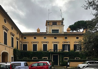 How to get to Villa Massimo with public transit - About the place