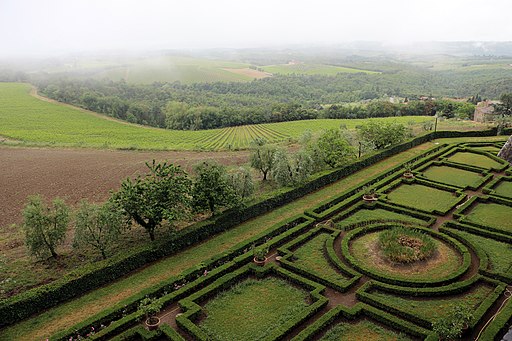 Il castello di Brolio, giardino all'Italiana, Gaiole in Chianti