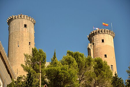 Château féodal de Châteaurenard