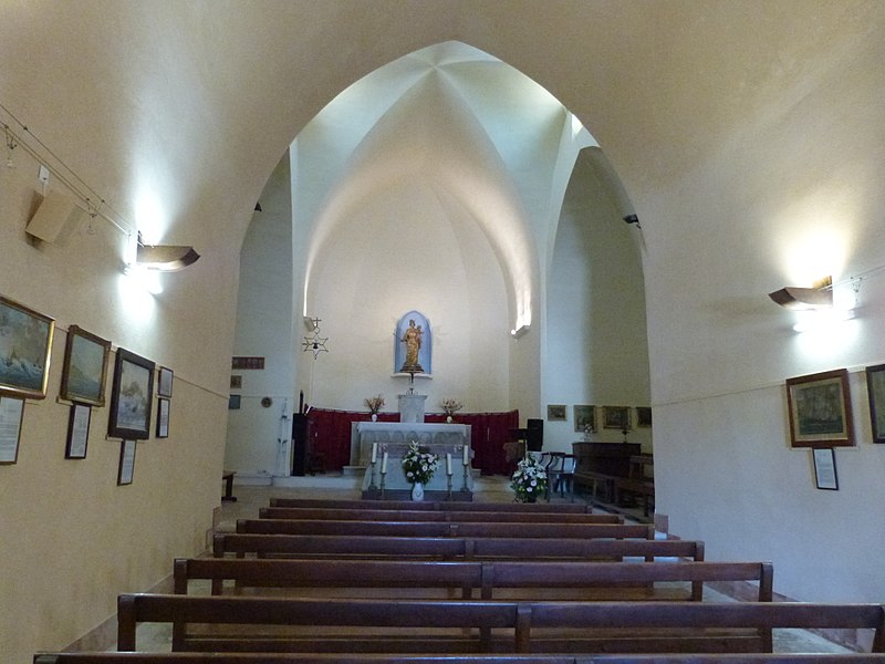 File:Chapelle Notre-Dame-de-la-Garde (intérieur).jpg