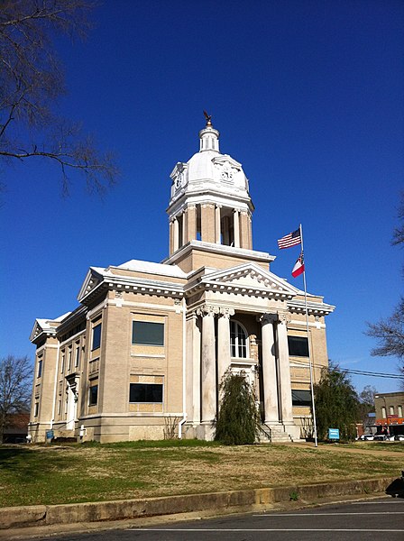 File:Chickasaw County Courthouse.jpg