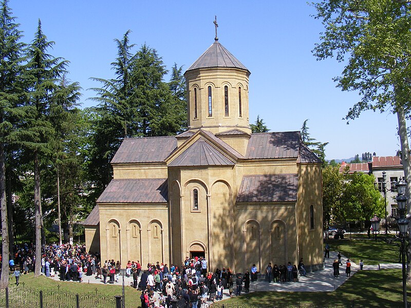 File:Church in ozurgeti.JPG