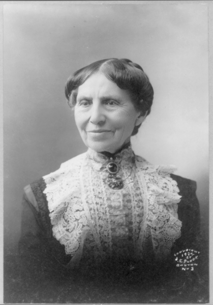 File:Clara Barton, 1821-1912.png