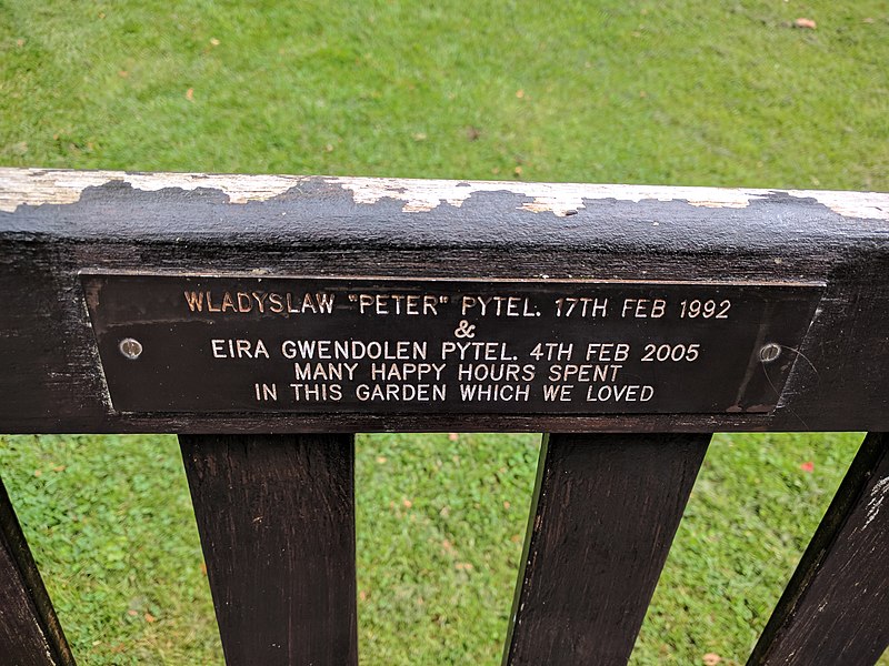 File:Close-up of the inscription (OpenBenches 160).jpg