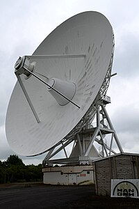 The Cambridge antenna in June 2014 Cmglee Cambridge MRAO MERLIN.jpg