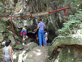 Peregüey cave