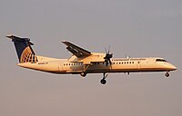 de Havilland Canada DHC-8-402 Continental Connection -väreissä